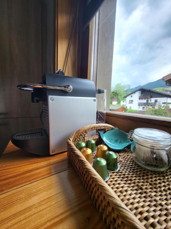 Haus Anna Louise - Niedernsill Appartement Buitenkant foto